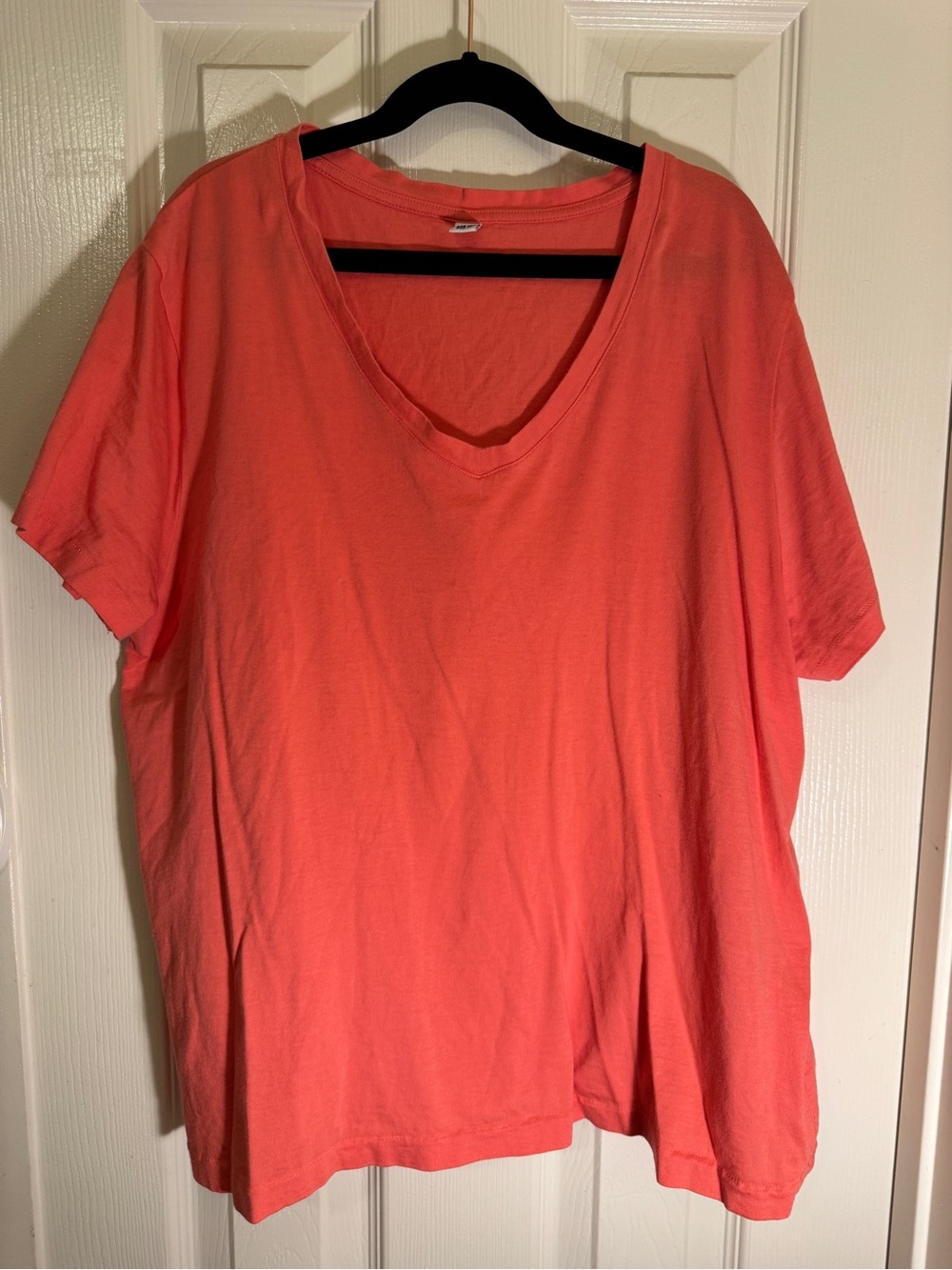 Uniqlo Set of Two (Same Color) Women's Coral V-Neck Tee